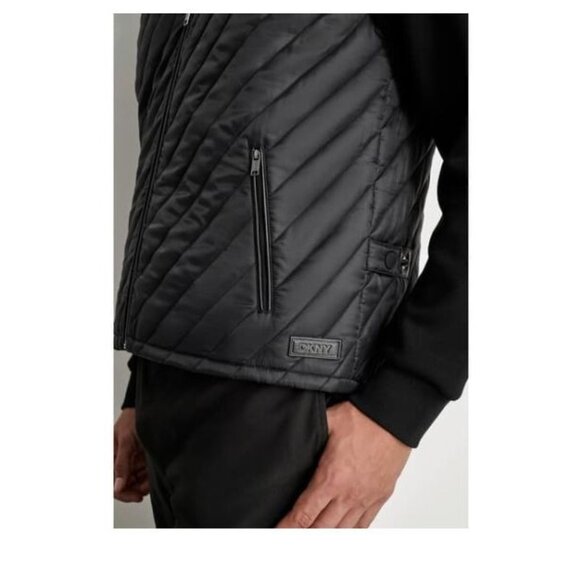 Men's DKNY Virgil Vest. - Picture 3 of 3